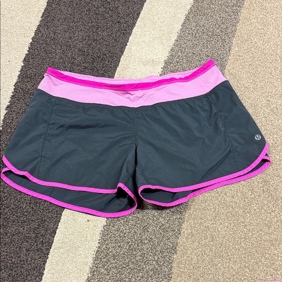 Lululemon black/pink speed up shorts Women’s 10 - Picture 1 of 6